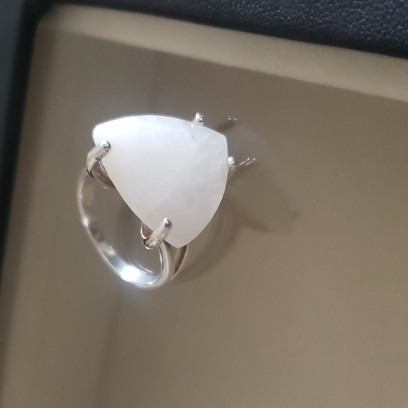 Ring - Picture 2 of 4